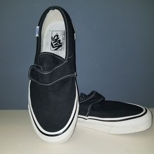vans slip on with strap